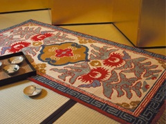 Nabeshima Dantsu (carpet)